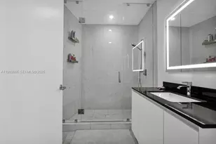 18555 Collins Ave, Sunny Isles Beach, FL 33160 - Photo 16