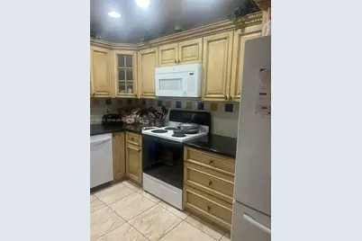 176 Cape Cod Circle #0, Lake Worth, FL 33467 - Photo 4