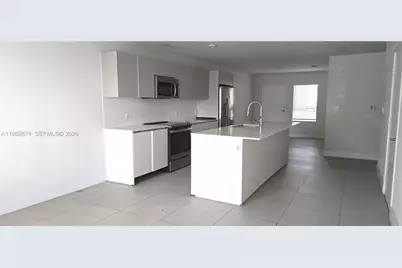 2535 NE 193rd St #3104, Miami, FL 33180 - Photo 4