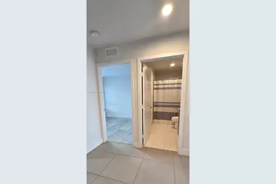 2535 NE 193rd St #3104, Miami, FL 33180 - Photo 16