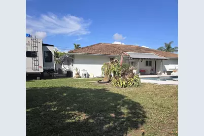 15641 SW 147th Ave, Miami, FL 33187 - Photo 6