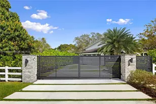 18301 SW 50th St, Southwest Ranches, FL 33331 - Photo 4