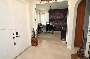 2706 Kinsington Cir, Weston, FL 33332 - Photo 2