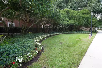 2706 Kinsington Cir #23-2, Weston, FL 33332 - Photo 28