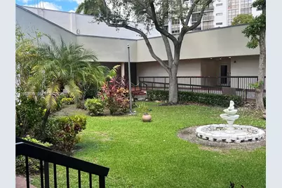 17021 N Bay Rd #814, Sunny Isles Beach, FL 33160 - Photo 16