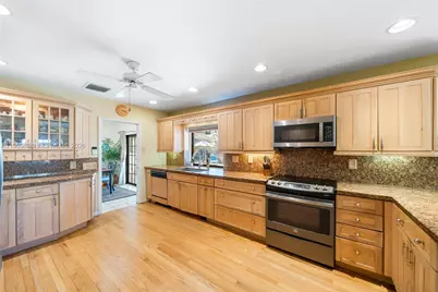 17242 SW 88th Ave, Palmetto Bay, FL 33157 - Photo 20