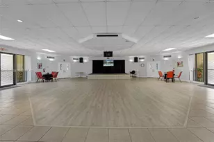 3430 NW 52nd Ave, Lauderdale Lakes, FL 33319 - Photo 18