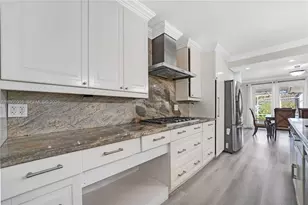 215 Entrada Dr, Hollywood, FL 33021 - Photo 14