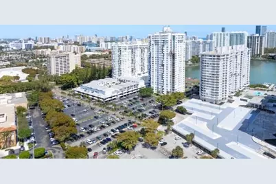 2750 NE 183rd St #401, Aventura, FL 33160 - Photo 32