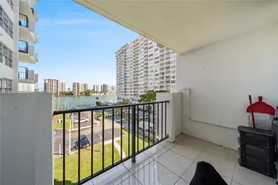 2750 NE 183rd St #401, Aventura, FL 33160 - Photo 20