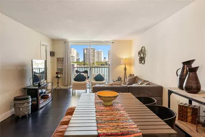 2750 NE 183rd St #401, Aventura, FL 33160 - Photo 2