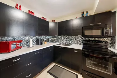 2750 NE 183rd St #401, Aventura, FL 33160 - Photo 6