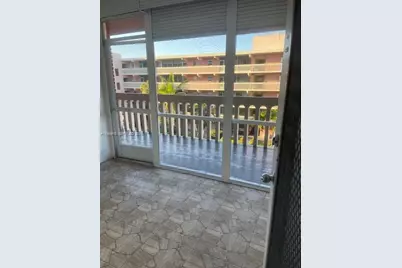 180 NE 12th Ave #14D, Hallandale Beach, FL 33009 - Photo 8
