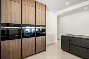 1101 S Shore Dr, Miami Beach, FL 33141 - Photo 24