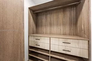 1101 S Shore Dr, Miami Beach, FL 33141 - Photo 32