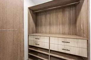 1101 S Shore Dr, Miami Beach, FL 33141 - Photo 30