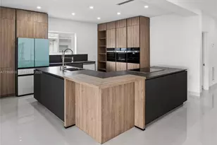 1101 S Shore Dr, Miami Beach, FL 33141 - Photo 10