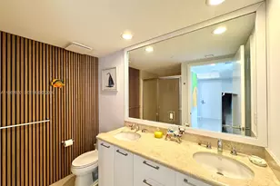 50 Biscayne Blvd, Miami, FL 33132 - Photo 18