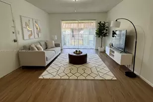 10511 SW 108th Ave, Miami, FL 33176 - Photo 2