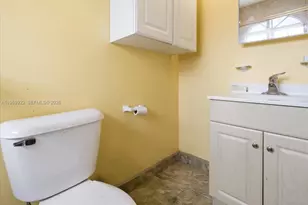 15431 SW 171st St, Miami, FL 33187 - Photo 20