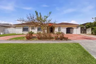 15431 SW 171st St, Miami, FL 33187 - Photo 1