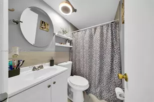 1923 SW 107th Ave, Miami, FL 33165 - Photo 18