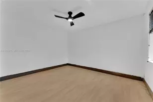 9646 SW 151 Ave, Miami, FL 33196 - Photo 16