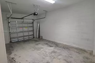 1114 SW 9th Ave, Florida City, FL 33034 - Photo 38