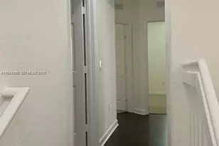 290 NW 109, Miami, FL 33172 - Photo 8