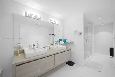 400 Sunny Isles Blvd #2004, Sunny Isles Beach, FL 33160 - Photo 16