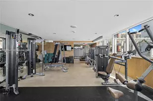 400 Sunny Isles Blvd, Sunny Isles Beach, FL 33160 - Photo 26