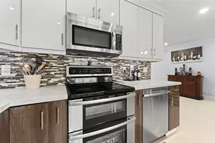 3370 Beau Rivage Dr, Pompano Beach, FL 33064 - Photo 32