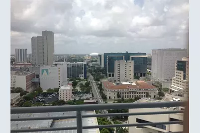 234 NE 3rd St #LPH03, Miami, FL 33132 - Photo 12