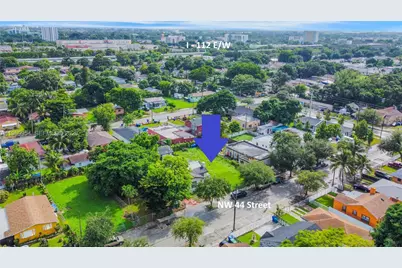 1762 NW 44th St, Miami, FL 33142 - Photo 2