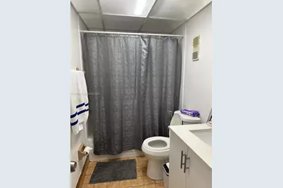 10000 NW 80th Ct #2433, Hialeah Gardens, FL 33016 - Photo 6