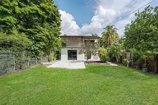 1523 NW 38th St, Miami, FL 33142 - Photo 4