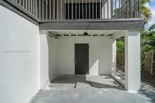 1523 NW 38th St, Miami, FL 33142 - Photo 10