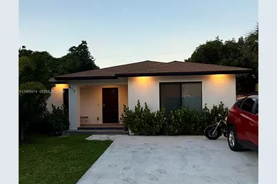 413 SW 10th St, Delray Beach, FL 33444 - Photo 1