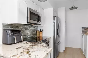 2101 S Ocean Dr, Hollywood, FL 33019 - Photo 22