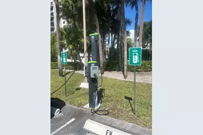 801 N Venetian Dr #802, Miami, FL 33139 - Photo 38