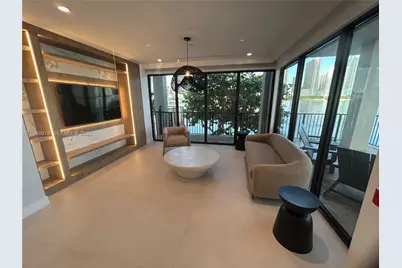 801 N Venetian Dr #802, Miami, FL 33139 - Photo 30