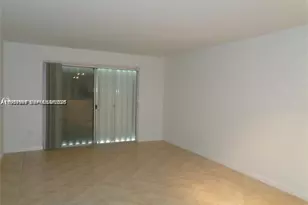 15205 NE 6th Ave, Miami, FL 33162 - Photo 4