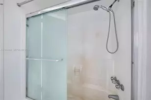 2350 NE 135th St, North Miami, FL 33181 - Photo 26