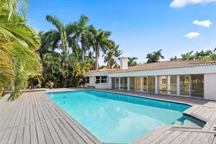 1025 Belle Meade Island Dr, Miami, FL 33138 - Photo 2