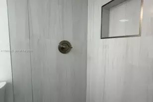 301 SE 3rd St, Dania Beach, FL 33004 - Photo 4