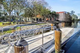 5050 NW 7th St, Miami, FL 33126 - Photo 34