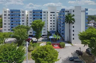 5050 NW 7th St, Miami, FL 33126 - Photo 26