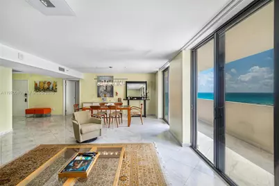 1623 Collins Ave #PH1010, Miami Beach, FL 33139 - Photo 4