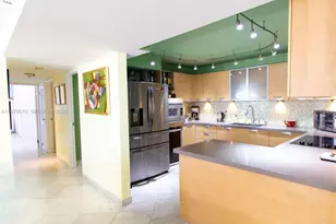 1623 Collins Ave, Miami Beach, FL 33139 - Photo 16