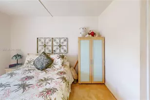 9681 Sunrise Lakes Blvd, Sunrise, FL 33322 - Photo 20